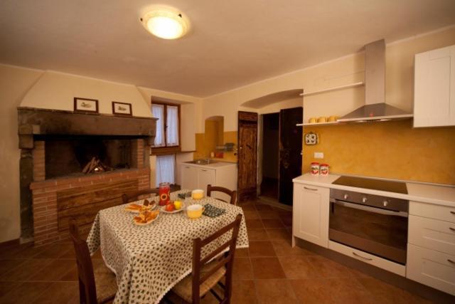 Agriturismo La Collina Delle Stelle Banzena Buitenkant foto