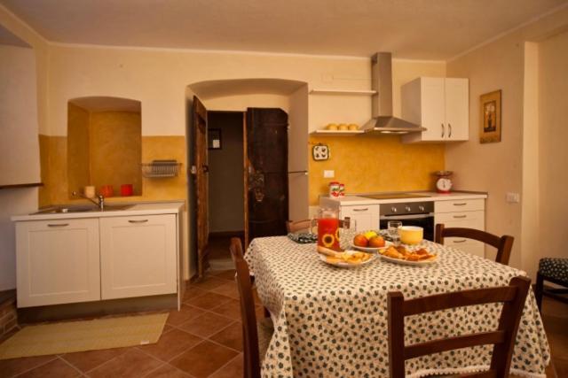 Agriturismo La Collina Delle Stelle Banzena Buitenkant foto