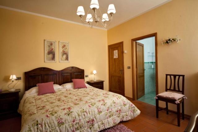 Agriturismo La Collina Delle Stelle Banzena Buitenkant foto