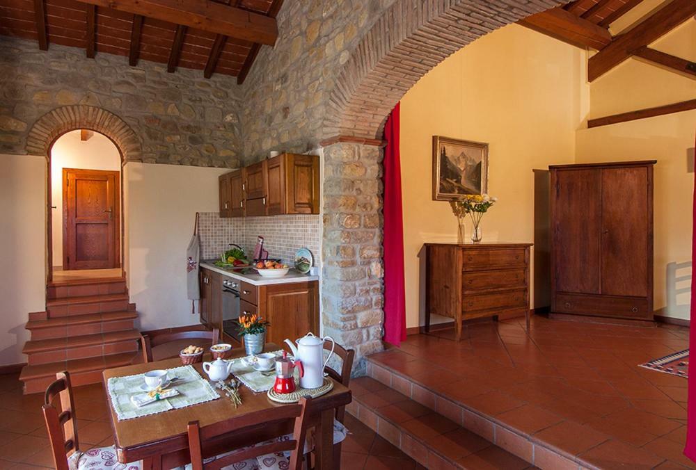 Agriturismo La Collina Delle Stelle Banzena Buitenkant foto