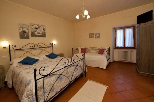 Agriturismo La Collina Delle Stelle Banzena Buitenkant foto