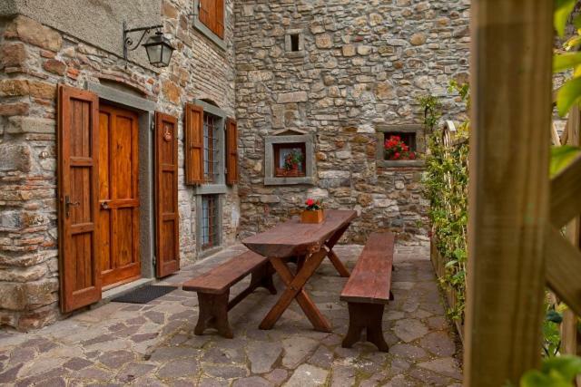 Agriturismo La Collina Delle Stelle Banzena Buitenkant foto